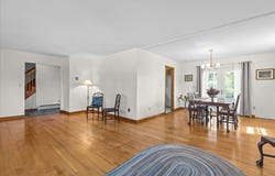 29 Drury Drive, Essex Junction, VT 05452