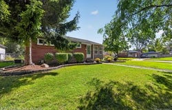 804 Bishop Street, Milford Vlg, MI 48381