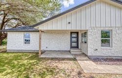121 CR 367, Uvalde, TX 78801
