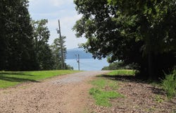 1 Timber Ridge Road, Eureka Springs, AR 72632