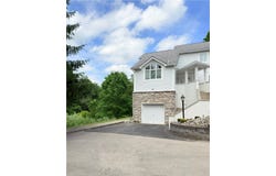 139 St Thomas Dr, Beaver Falls, PA 15010
