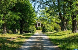 400A DOE LN, CHATHAM, VA 24531