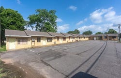 910 Main ST, Waldron, AR 72958