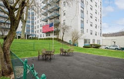 499 N Broadway, White Plains, NY 10603