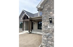 798 E Sweet Briar Lane, Monroe, MI 48161