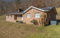 2860 Johnson Fork, Salyersville, KY 41465