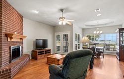 1237 Beach Vw, Seven Points, TX 75143