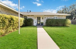 411 Oak St, Bastrop, TX 78602