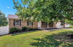 7 Bittersweet Drive, St Clair, MO 63077