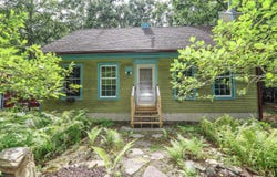 15 Ledge Road, Chester, NH 03036