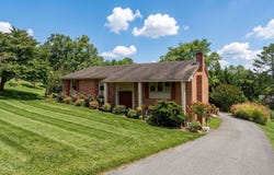 725 RIDGEWOOD RD, WAYNESBORO, VA 22980