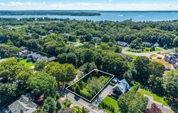 1400 Bay Shore Road, Greenport, NY 11944