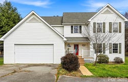 61 Rolling Hills Road, Mills River, NC 28759