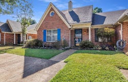 1515 BEAVER TRAIL Dr, Memphis, TN 38016
