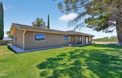 194 S Taylor Road, Willcox, AZ 85643