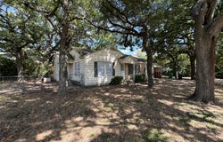 800 Audra Lane, Denton, TX 76209