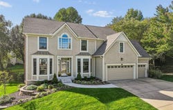 9101 W 148th Street, Overland Park, KS 66221