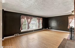 7708 Sierra Trail, Louisville, KY 40214