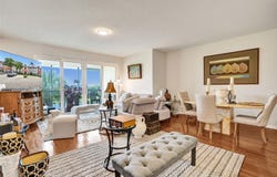 102 Half Moon Cir, Hypoluxo, FL 33462