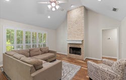 156 Oak Ridge Lane, Longview, TX 75605