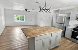 645 W BROADVIEW DR, San Antonio, TX 78228