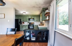 421 Hillcrest Dr, Unity Twp, PA 15650