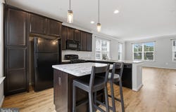 7503 RESCH Loop, GLEN BURNIE, MD 21061