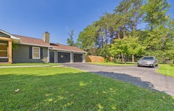 3458 Bradshaw Rd, Salem, VA 24153