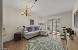 3033 E DEVONSHIRE Avenue, Phoenix, AZ 85016