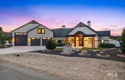6198 E Greenhill St., Nampa, ID 83687