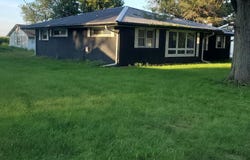 204 3rd Street, Dewey, IL 61840