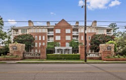 405 S PERKINS Rd, Memphis, TN 38117