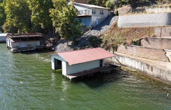 38 Pine Island Point, Scottsboro, AL 35968