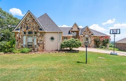 3911 Golf Course DR, Alma, AR 72921