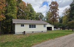 4885 Lewis, Lupton, MI 48635