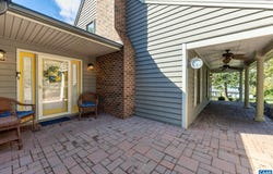 686 E F ST, ELKTON, VA 22827