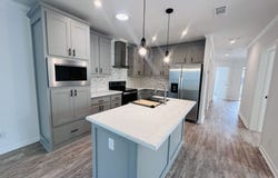 6703 NW 30th St, Margate, FL 33063