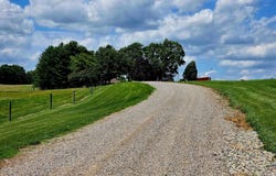 17035 Pike Rd, Mt Perry, OH 43760