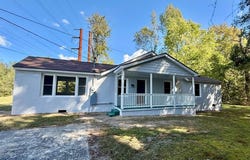 1914 Glover St, Roanoke Rapids, NC 27870
