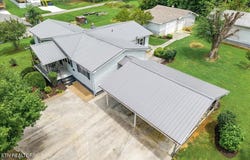 107 Georgia Ave, Etowah, TN 37331