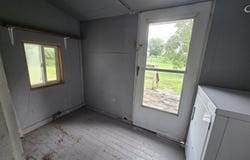 107 E Maine, Elvaston, IL 62334
