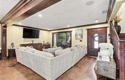 110 S Francisco, Anaheim, CA 92807