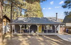 937 E Fairway Boulevard, Big Bear City, CA 92314