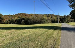 Deerfoot Lane, Greeneville, TN 37743