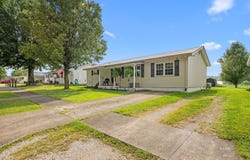 152 LeGrande Blvd, Gallipolis, OH 45631