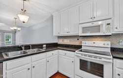 585 Pinecroft Drive, Clayton, NC 27520