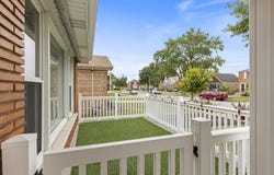 9643 S Richmond Avenue, Evergreen Park, IL 60805