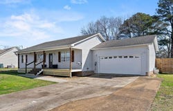 61 TRINITY Ln, Jasper, AL 35504