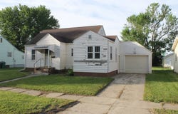 309 E Ohio Ave, George, IA 51237