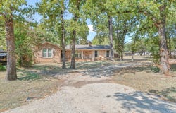 1415 Glenlain Dr, Grand Saline, TX 75140